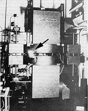 Primera observación visual de radiación de sincrotrón en General Electric en 1947